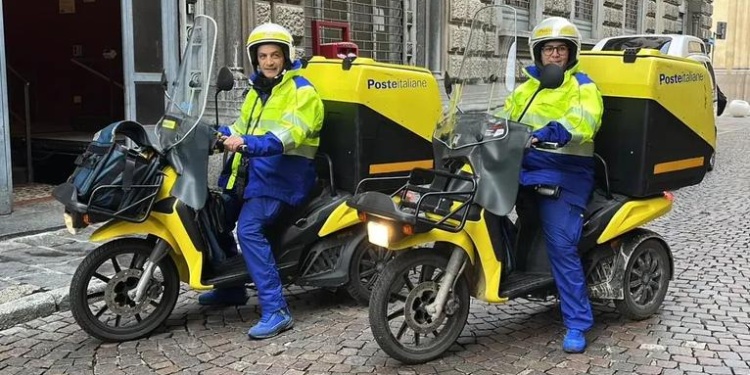 Рабочие в городе: СИЗ работников муниципальных служб