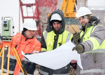 Зимнюю спецодежду в России выпускают 4,2 тыс. МСП-компаний