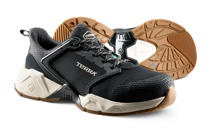 Кроссовки в качестве рабочей обуви – массово!