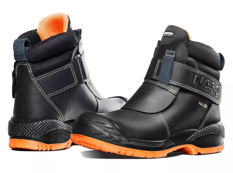 Современные модели защитной обуви для сварщика и литейщика