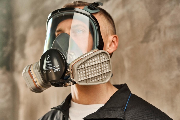 Примерочная СИЗОД: обзор на маску RK 800 от Респираторного комплекса