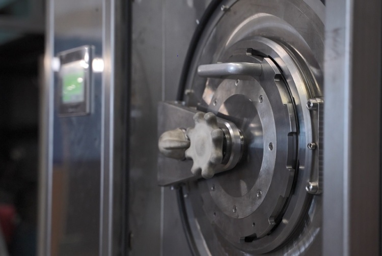 «Росатом» завершил испытания безводной дезактивации СИЗ на атомном производстве