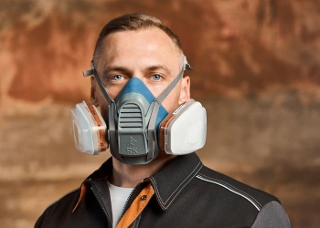 Быстрый сброс и переговорная мембрана в полумаске RK 6500