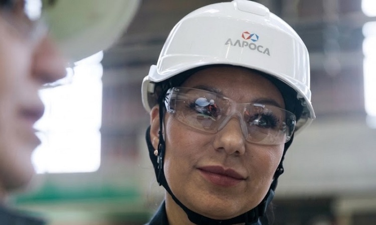 «Алроса» к 2030 году полностью перейдет на обеспечение СИЗ с помощью приложения