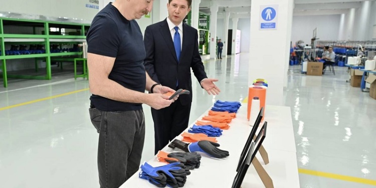 В Азербайджане открыли завод рабочих перчаток мощностью 25 млн пар в год